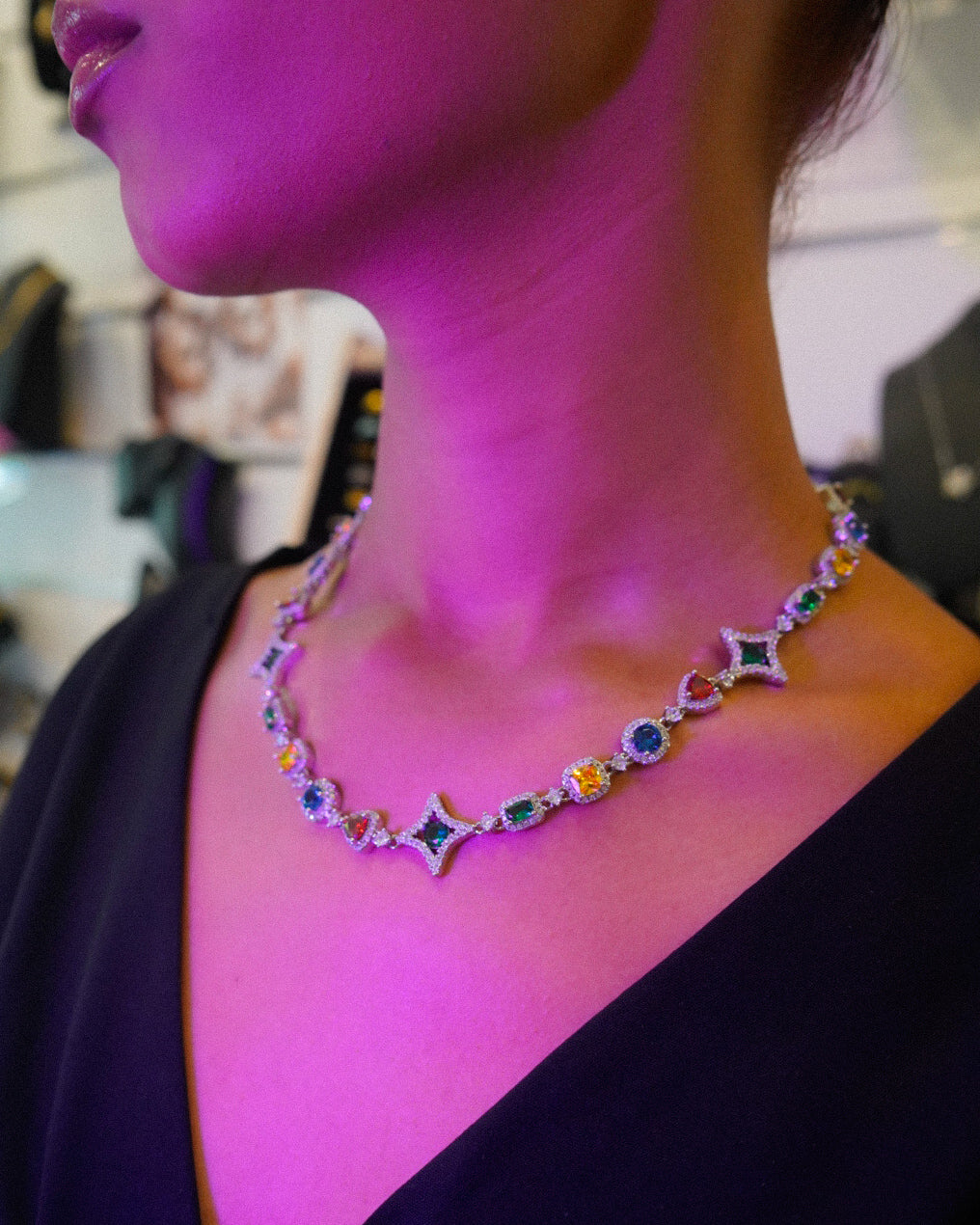 Collier travaillé