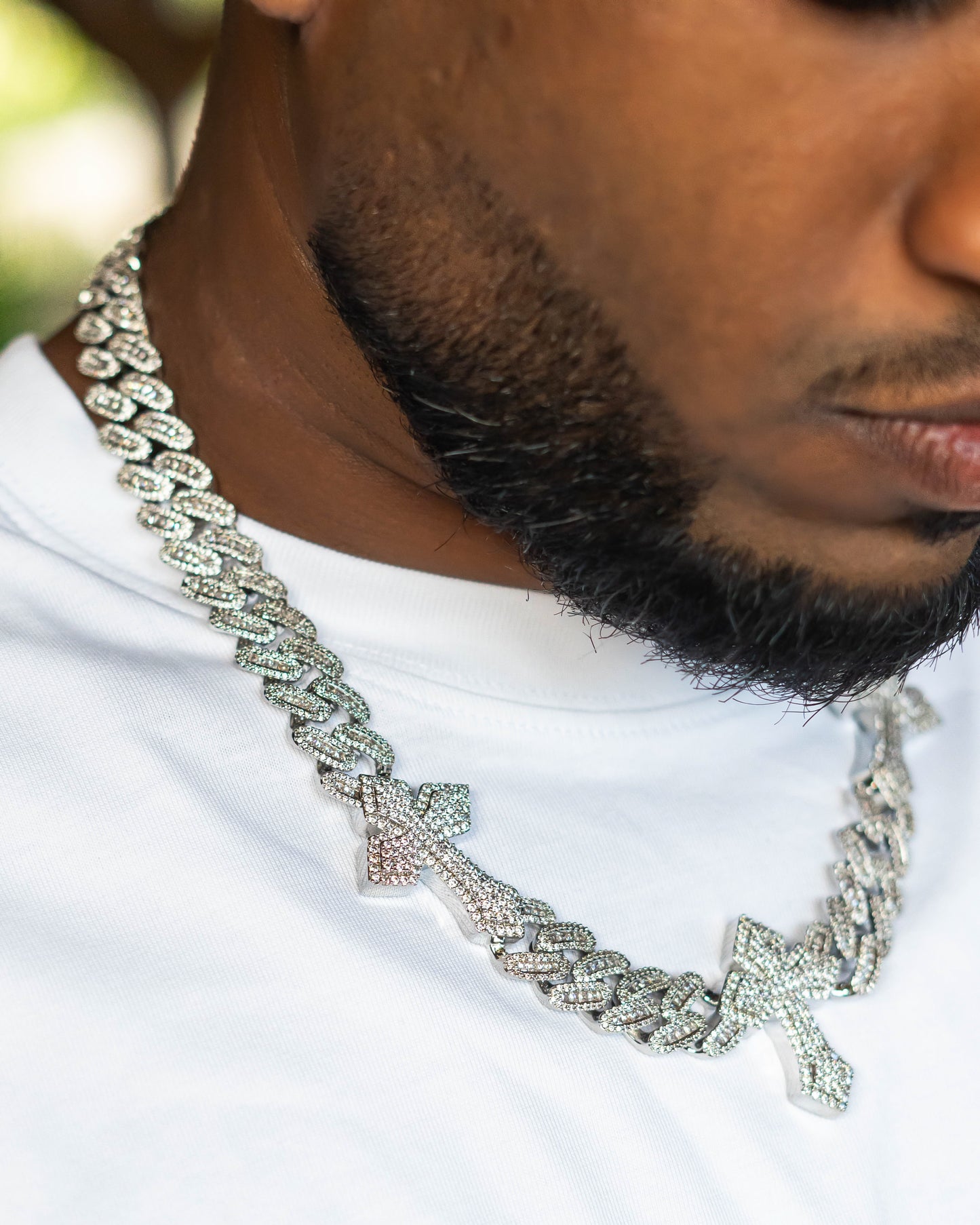Collier croix brillant