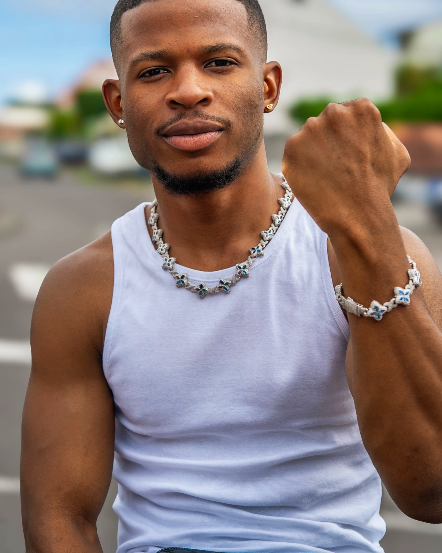 Attaching boy Signature