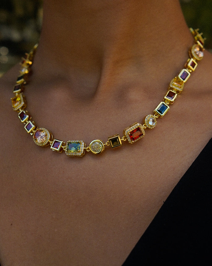 Collier multicolore
