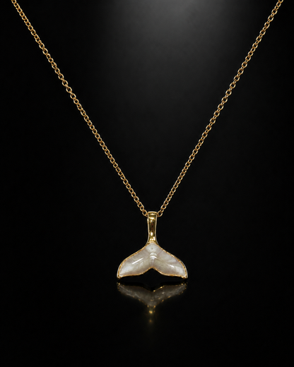 Collier queue de baleine