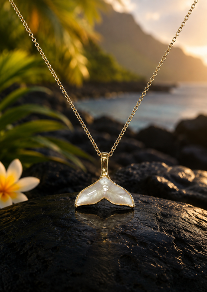 Collier queue de baleine